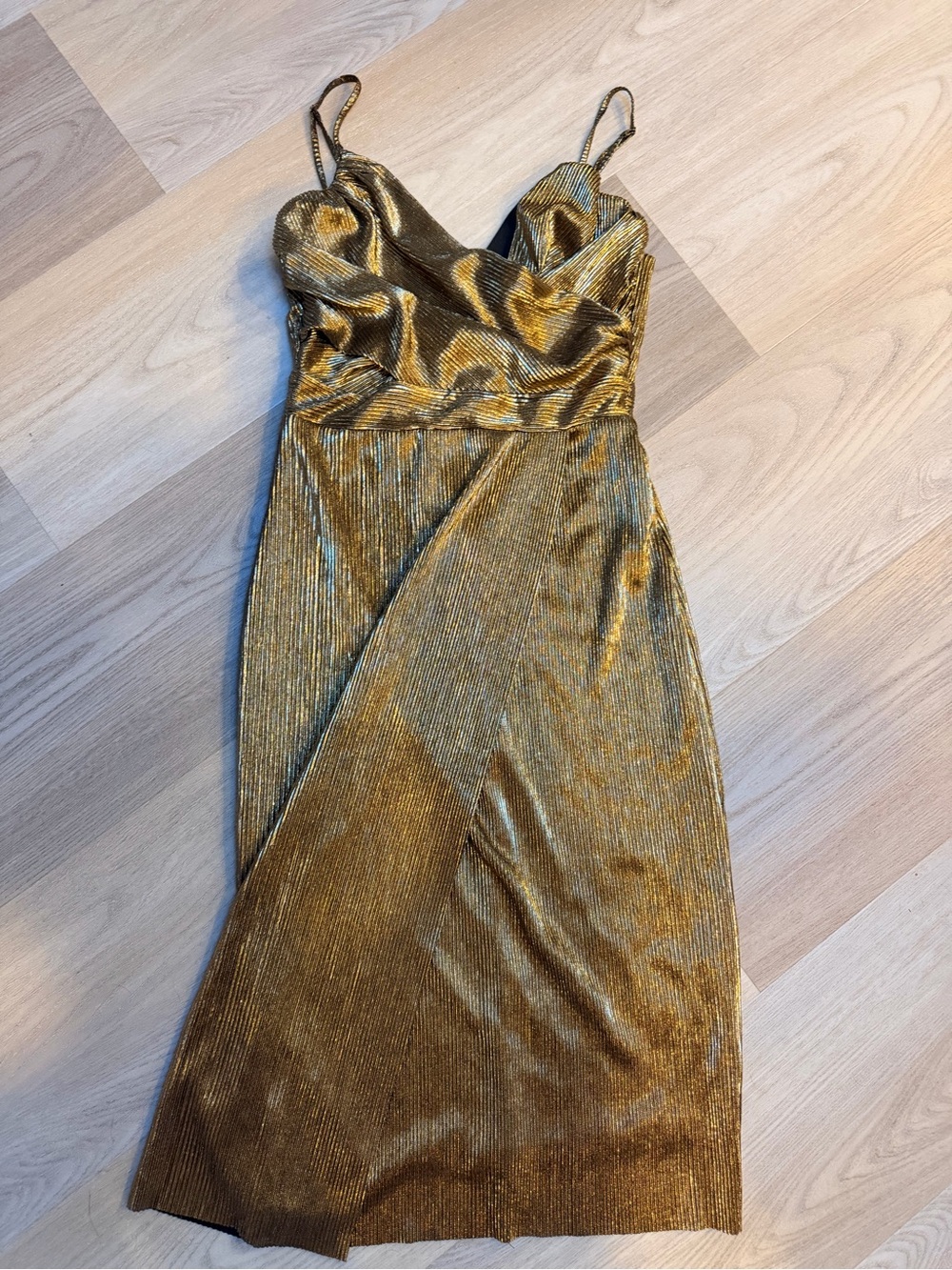 Lulus gold iridescent party dress
